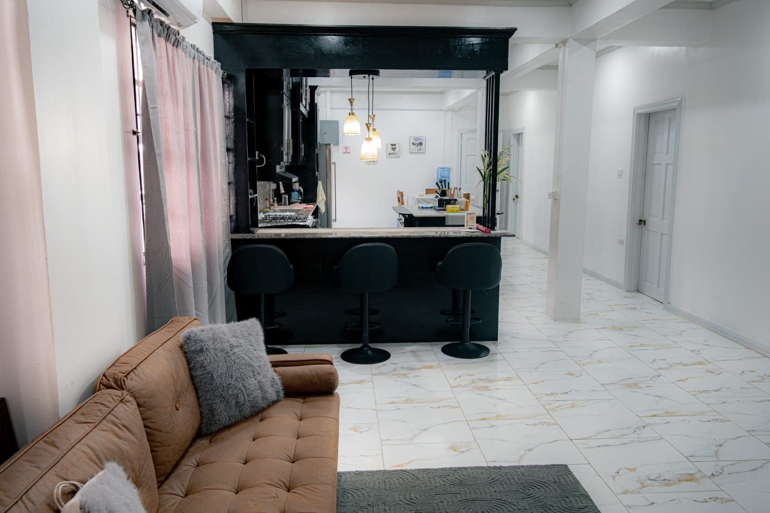 Fully furnished 3 bedroom apartments — photo 3
