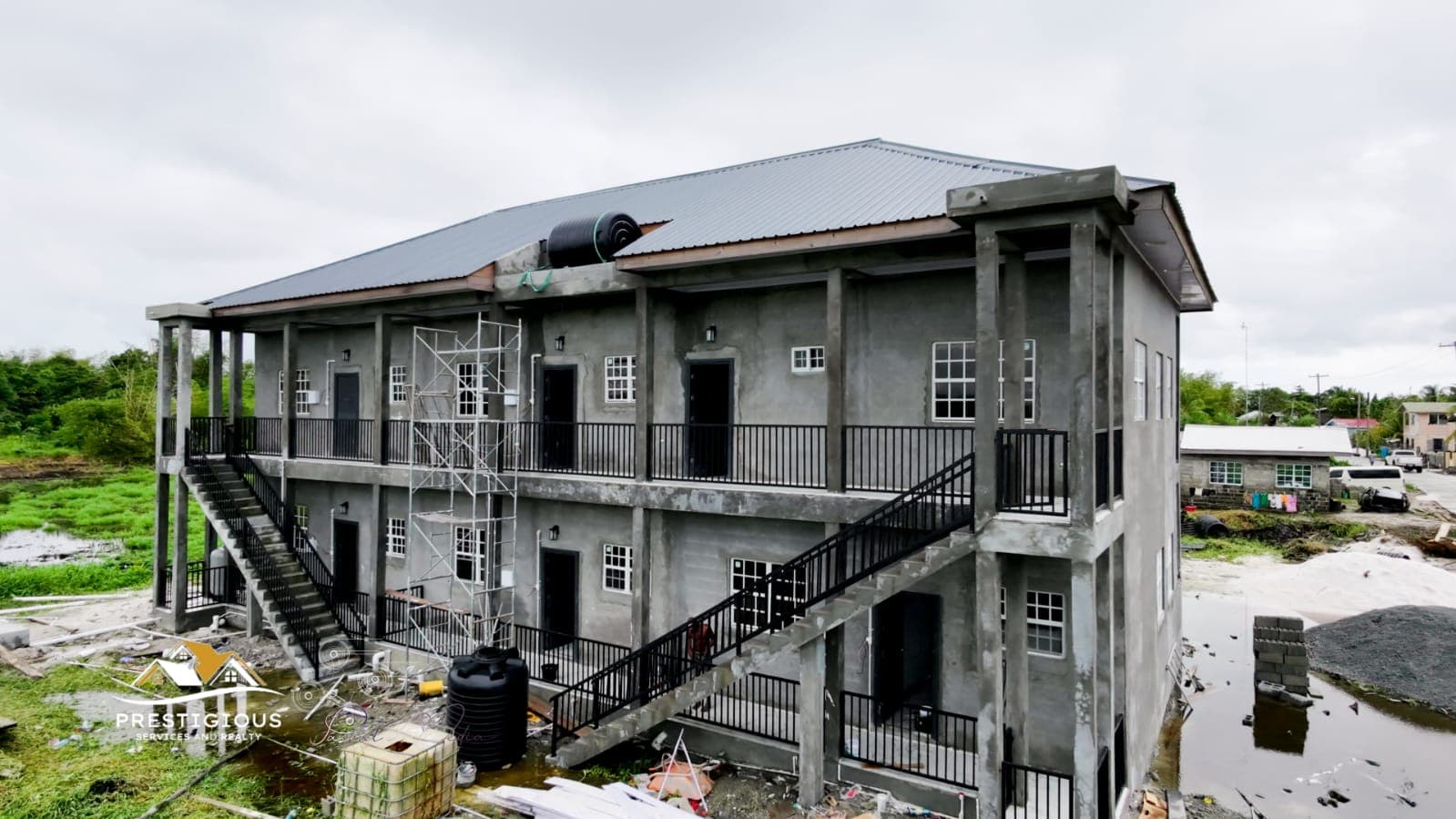 4- 2-Bedroom Professional apartment and townhouse complex — photo 3