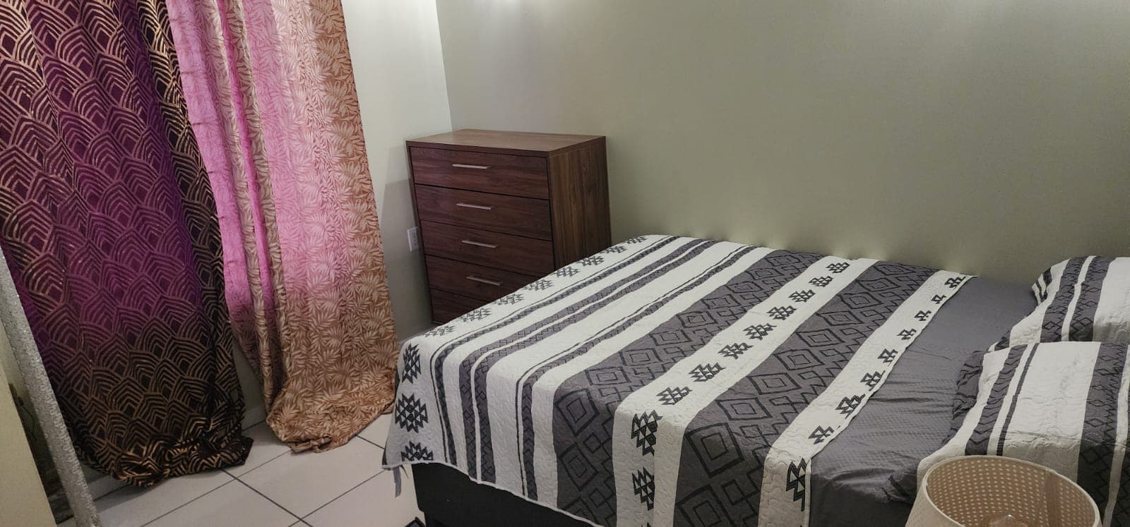 Furnished 2-bathroom apartment — photo 4