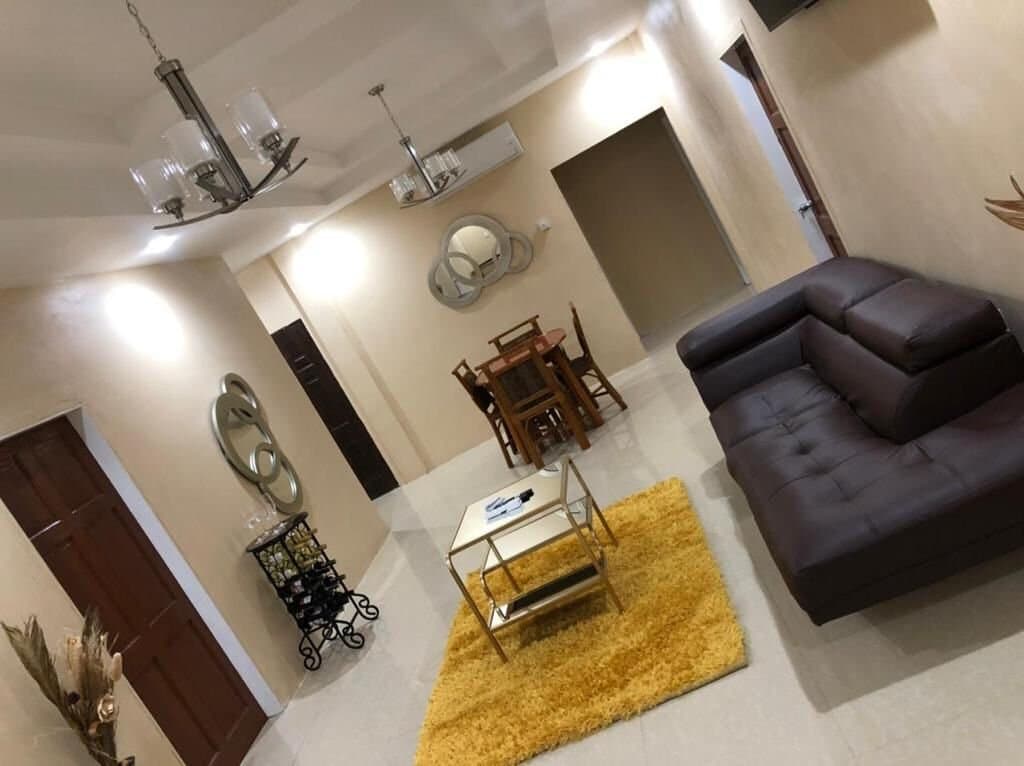 Secure and Comfortable Oasis in Silica City: 8 Bedrooms, 8 Baths — photo 5